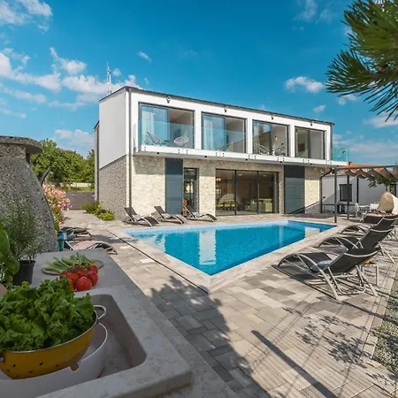 5 Bedroom Awesome In Miholjice Sveti Vid-Miholjice