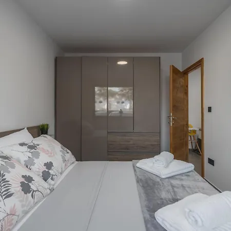 5 Bedroom Awesome In Miholjice Holiday home